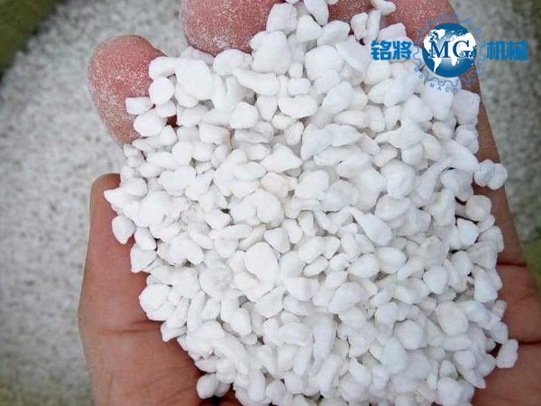 ?；⒅楹驼渲閹r的主要區(qū)別