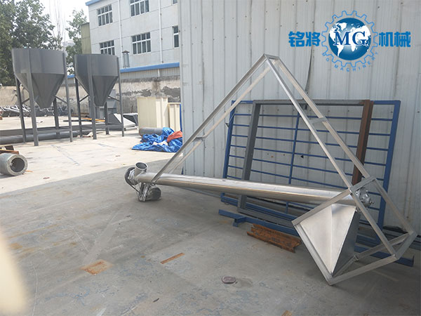 干粉砂漿設(shè)備選用螺旋輸送機(jī)還是斗式提升機(jī)？